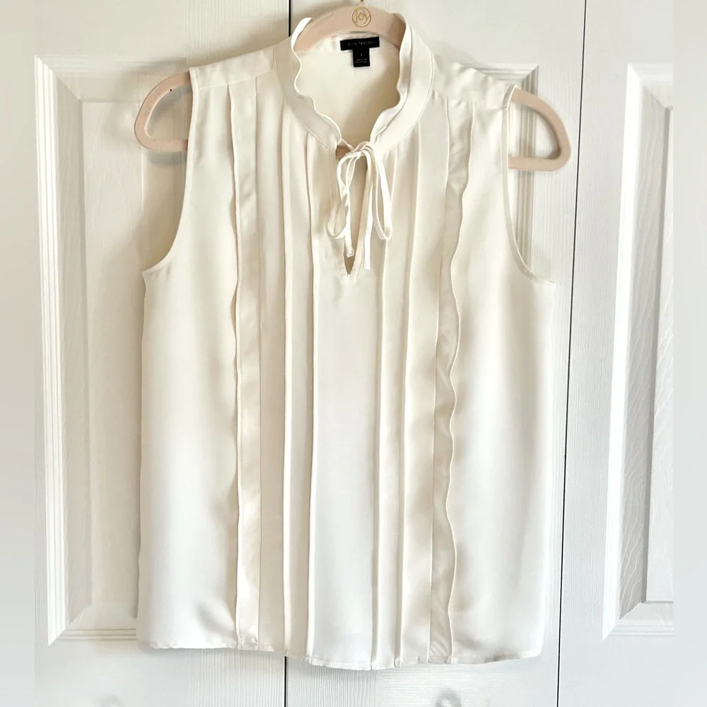 Ann Taylor- shell, size small - Picture 1 of 4